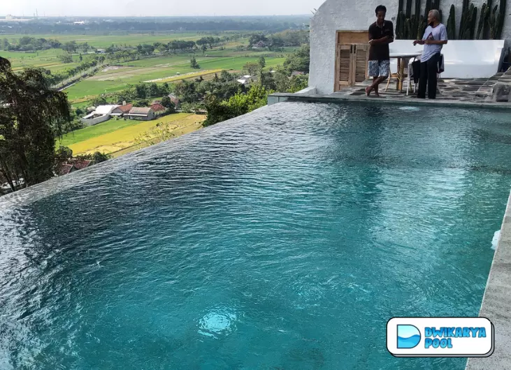 jasa pembuatan kolam renang infinity pool